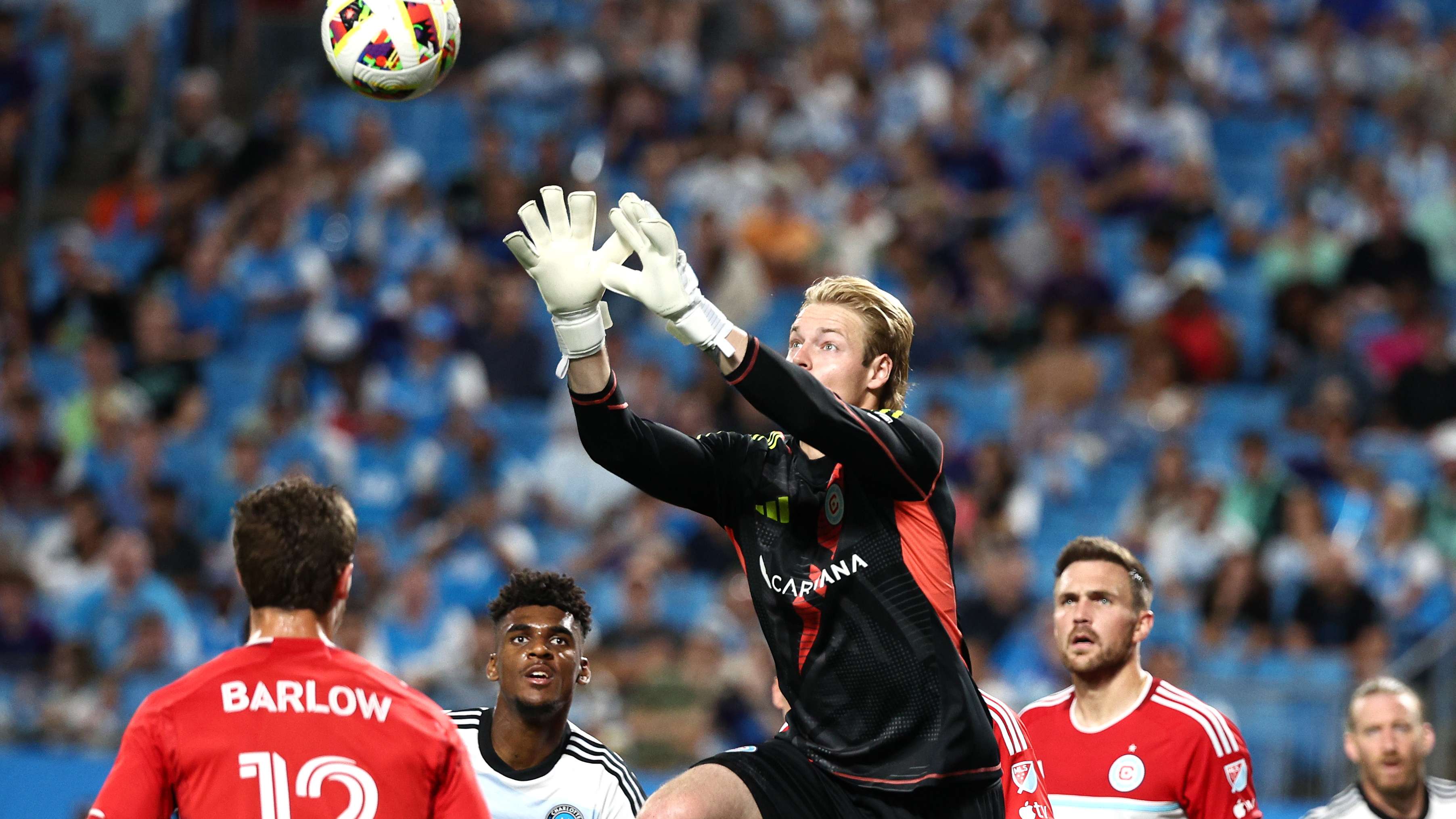 亚杯中将遭 亚杯中将遭