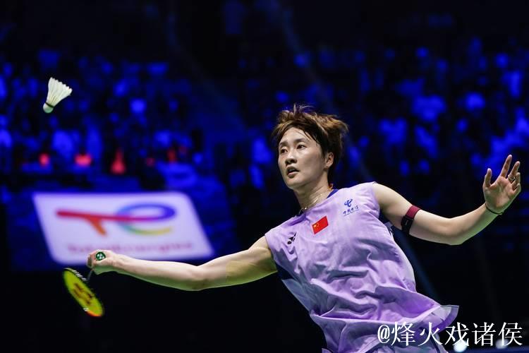 羽毛球团体赛：石宇奇领衔江苏夺魁 陈雨菲助力浙江称王